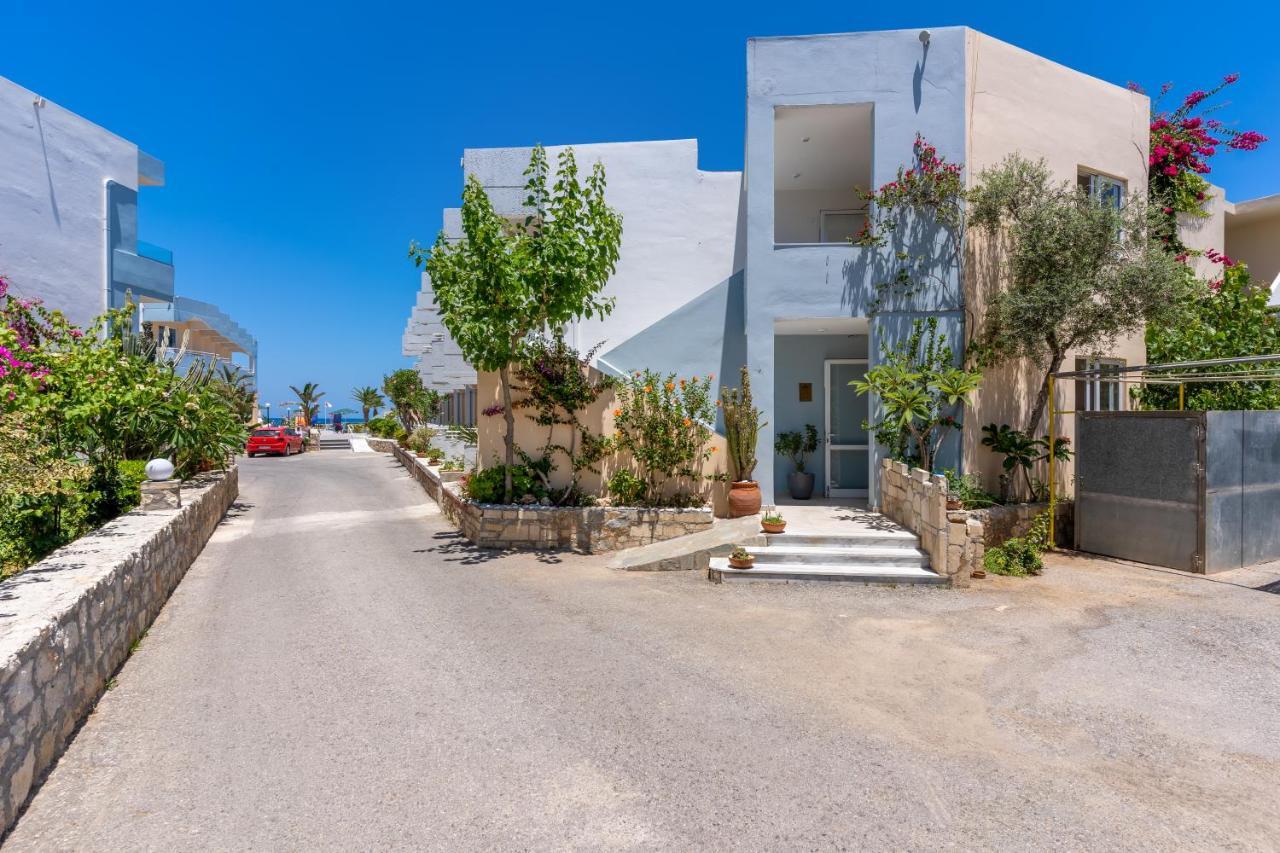 Hotel Kathrin Beach Adelianos Kampos Exteriör bild