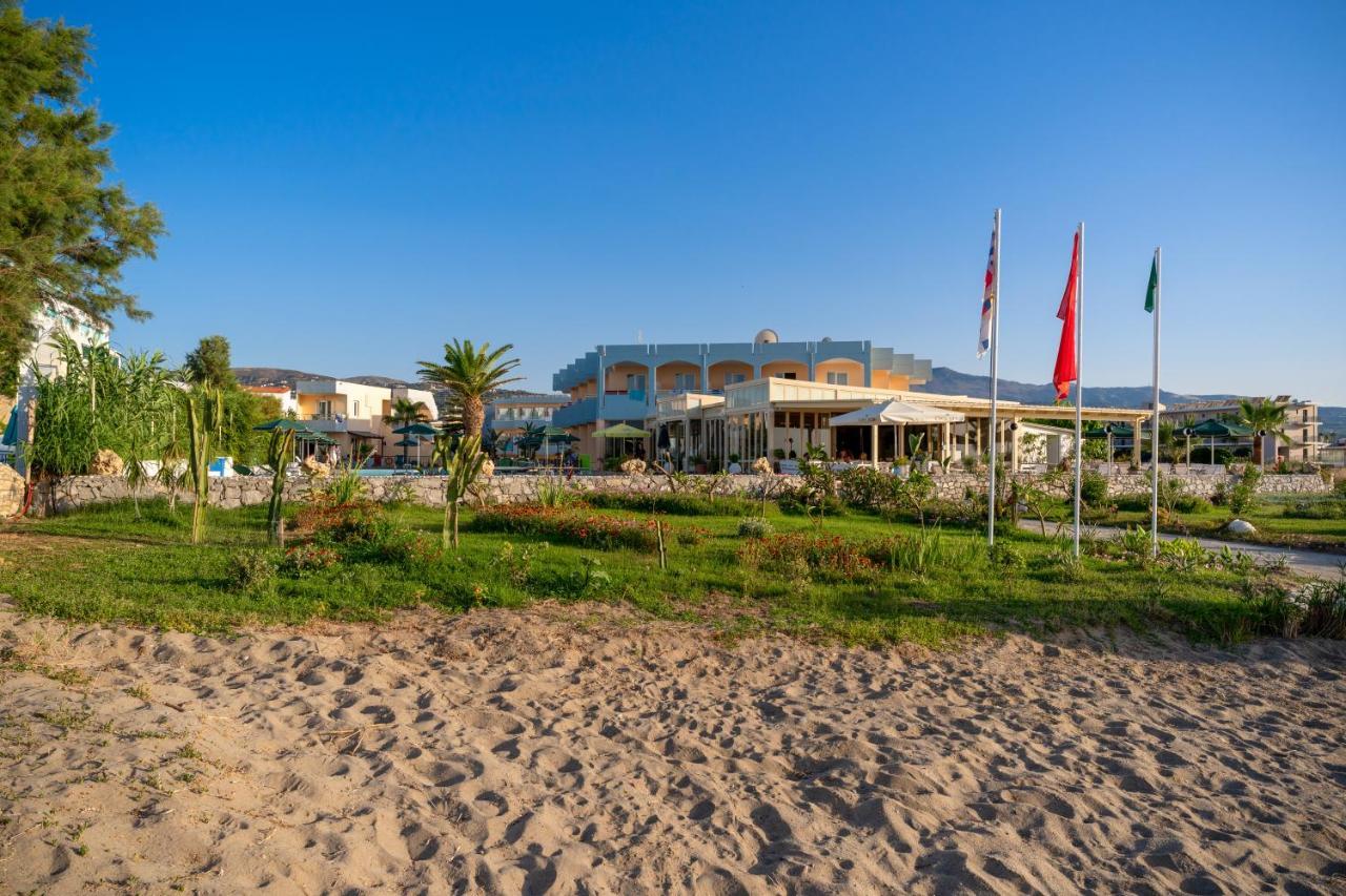 Hotel Kathrin Beach Adelianos Kampos Exteriör bild