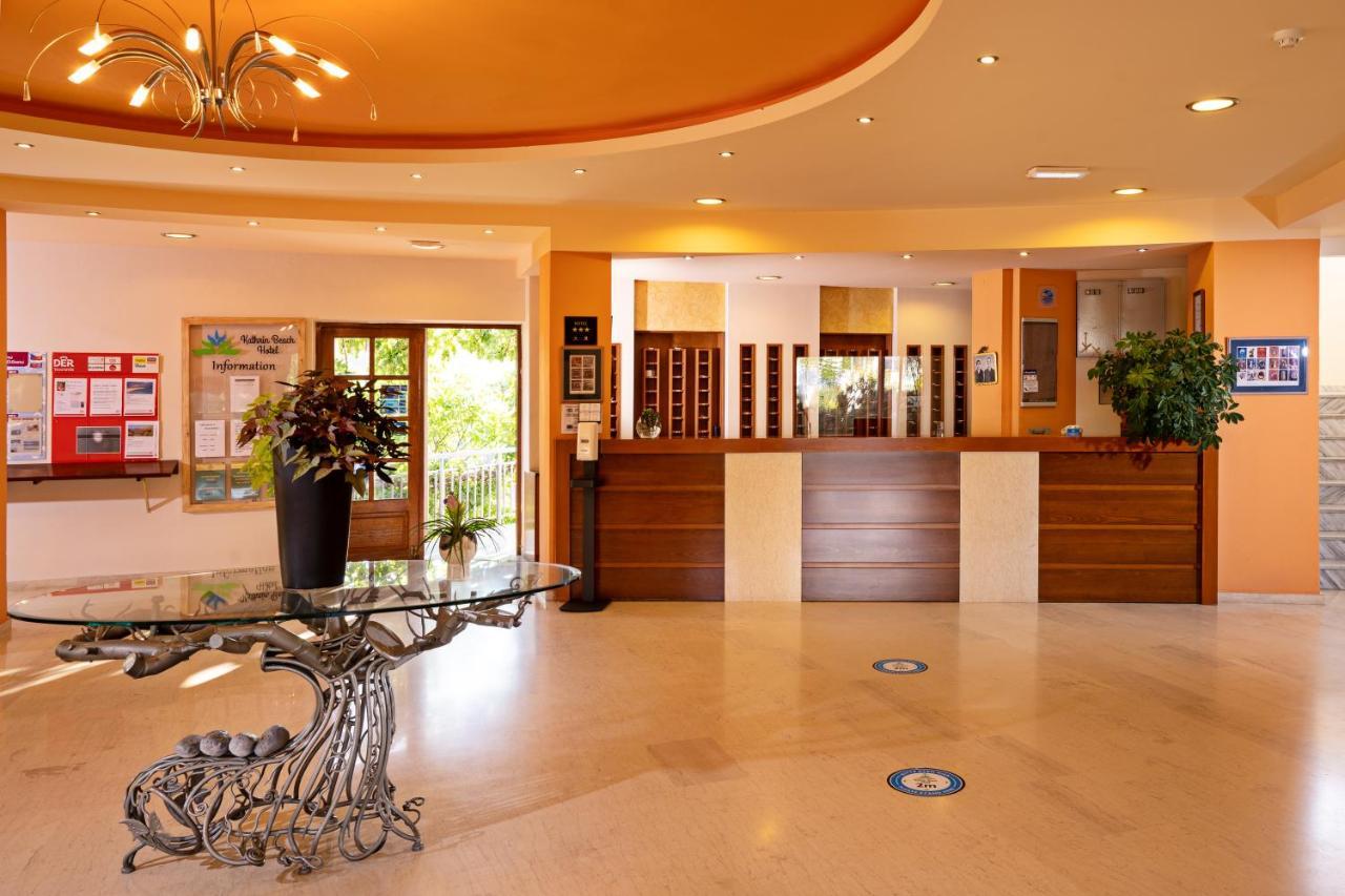 Hotel Kathrin Beach Adelianos Kampos Exteriör bild